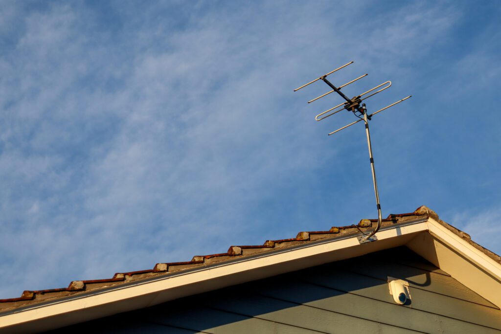 Home TV Antenna Installation